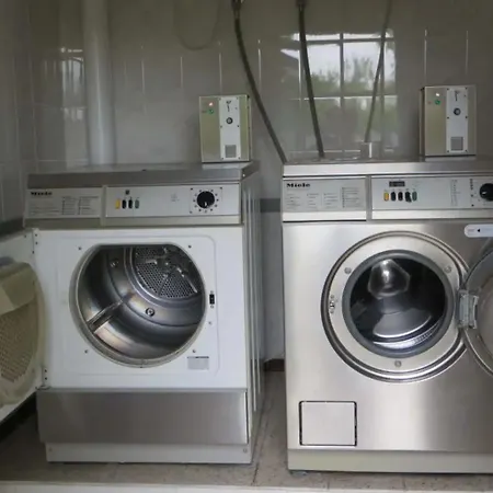 Luksusowy namiot Luxe En Romantische Overnachting 4 Personen Grumpy *