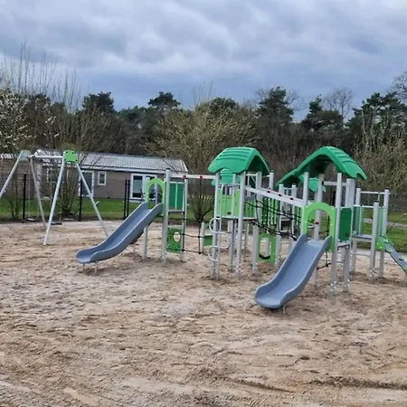 Luksusowy namiot Luxe En Romantische Overnachting 4 Personen Grumpy *