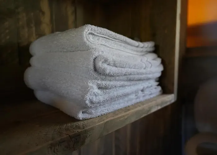 Luxe En Romantische Overnachting 4 Personen Grumpy Luxury tent Behelp